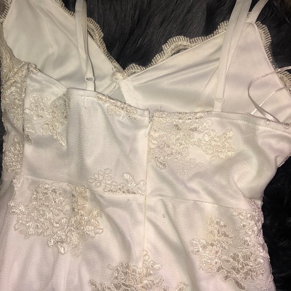 dress - Picture 2 of 5